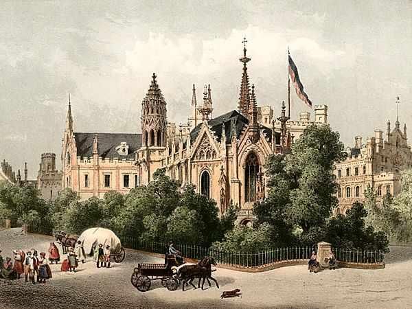 Krojovaní u zámku v Lednici